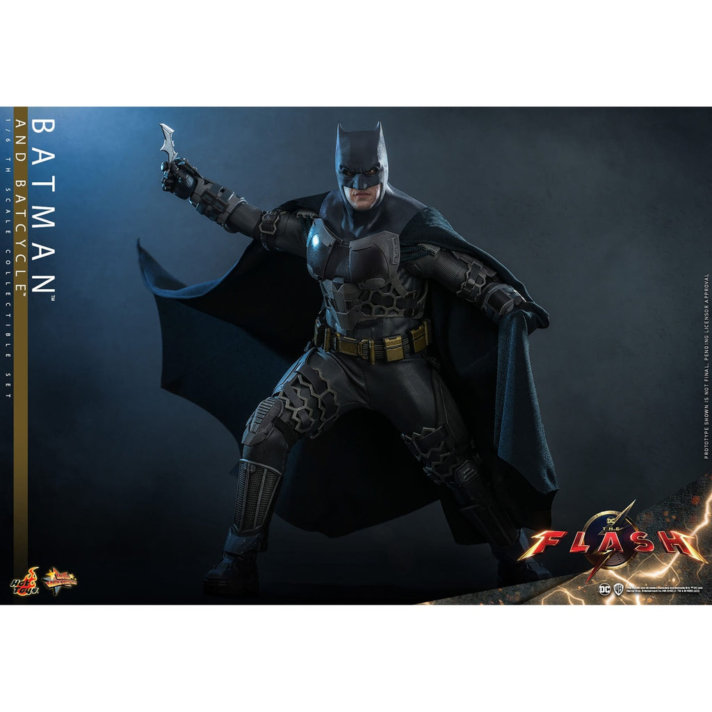 Produktbild The Flash - Batman & Batcycle Masterpiece Actionfiguren Set 1:6