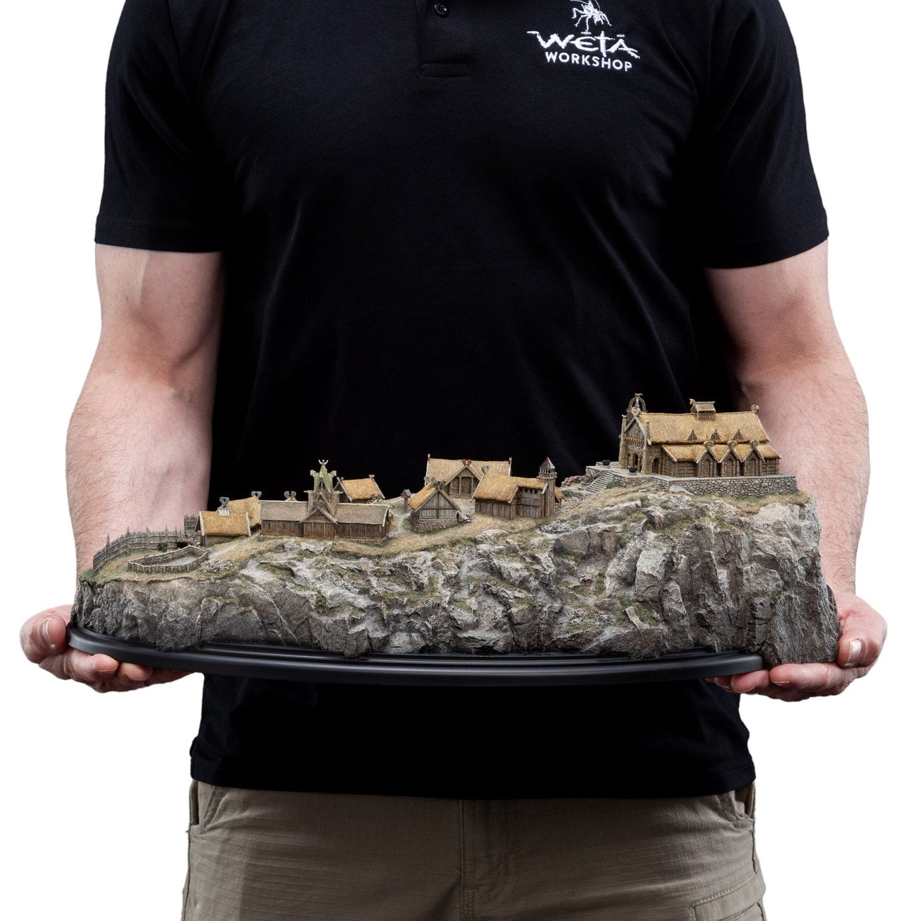 Product image The Lord of the Rings - Edoras Statue Limited Edition