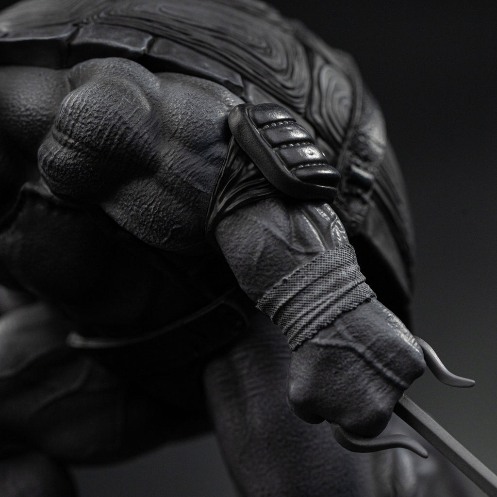 Produktbild Teenage Mutant Ninja Turtles Art Scale Statue 1/10 Raphael Black and White Variant 26 cm heo exclusive