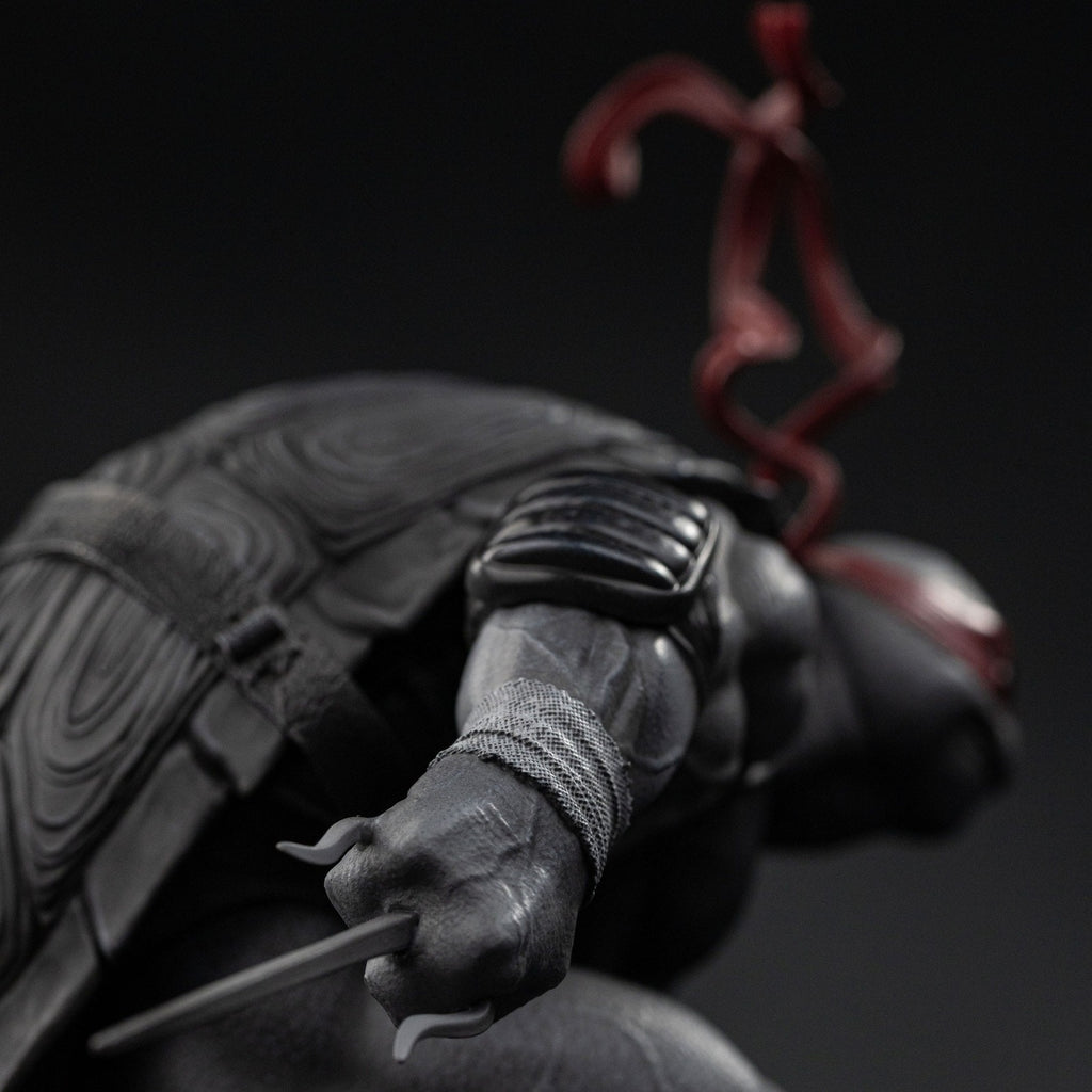 Produktbild Teenage Mutant Ninja Turtles Art Scale Statue 1/10 Raphael Black and White Variant 26 cm heo exclusive