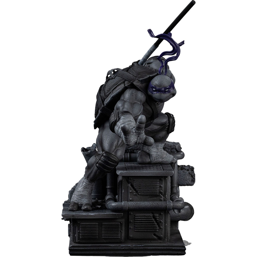 Produktbild Teenage Mutant Ninja Turtles Art Scale Statue 1/10 Donatello Black and White Variant 26 cm heo exclusive