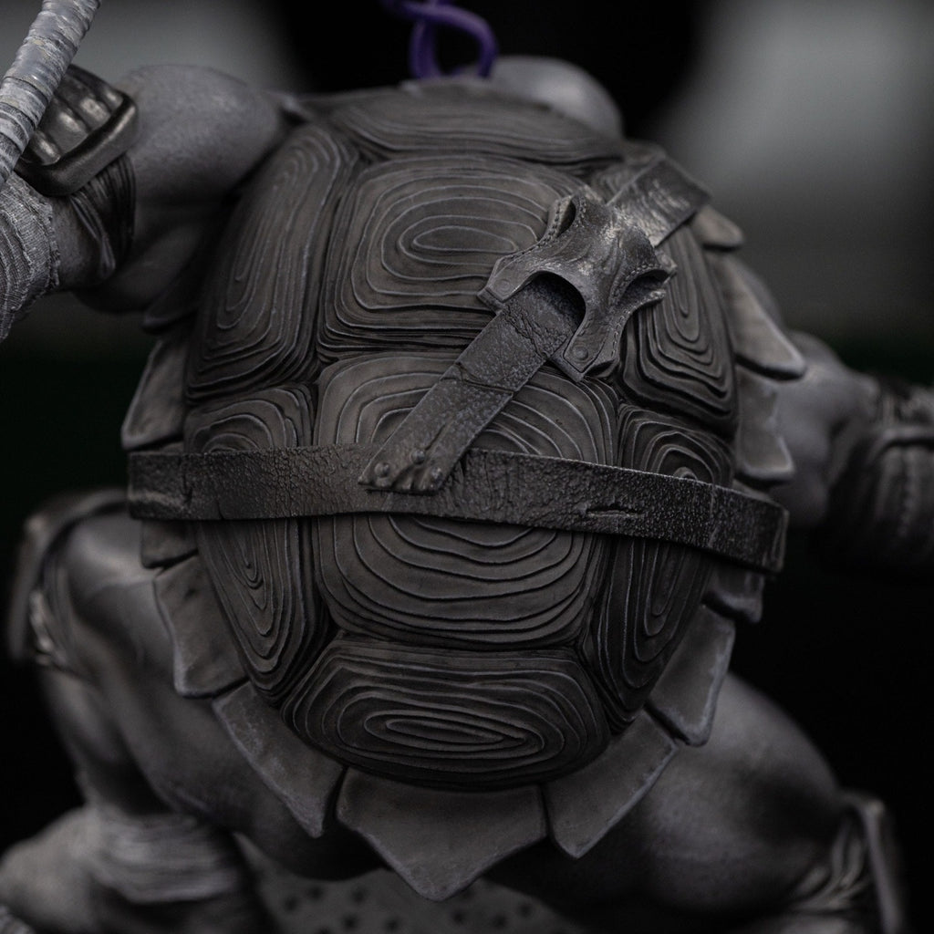 Produktbild Teenage Mutant Ninja Turtles Art Scale Statue 1/10 Donatello Black and White Variant 26 cm heo exclusive