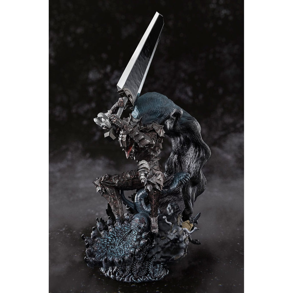 Berserk - Guts Berserker Armor Figuarts ZERO Metallic Touch Statue