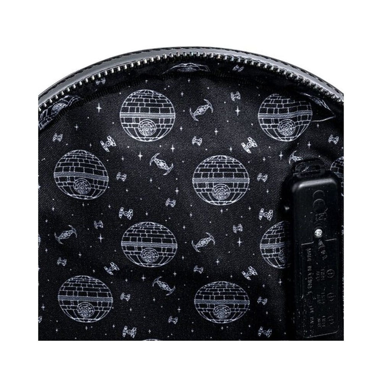 Produktbild Star Wars by Loungefly Rucksack Mini Darth Vader Light up Cosplay