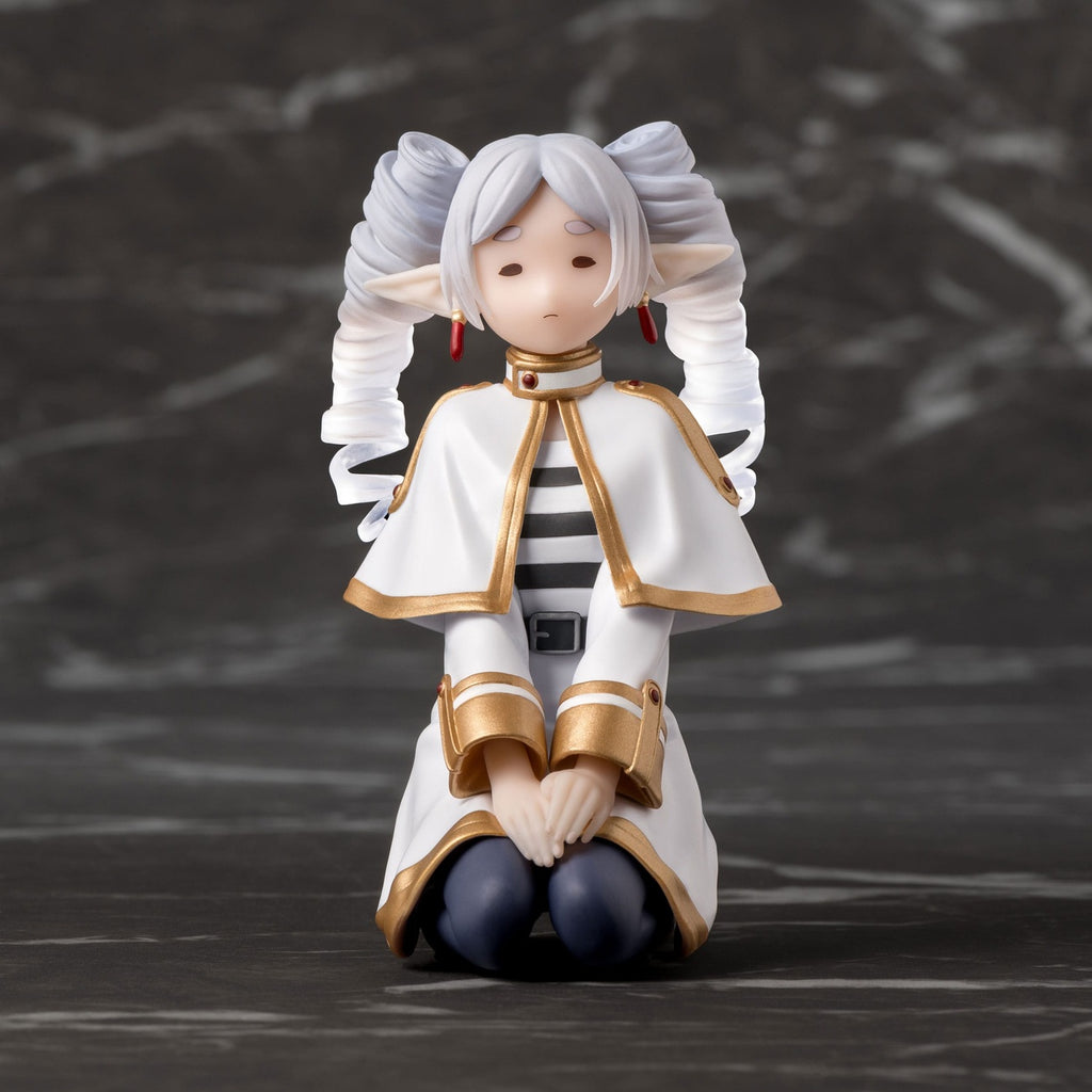 Produktbild Frieren: Beyond Journey's End PM Perching PVC Statue I have ringlets now Clear Ver. heo Exclusive 10 cm
