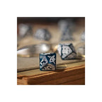 Produktbild Call of Cthulhu Würfel Set Abyssal & White (7)