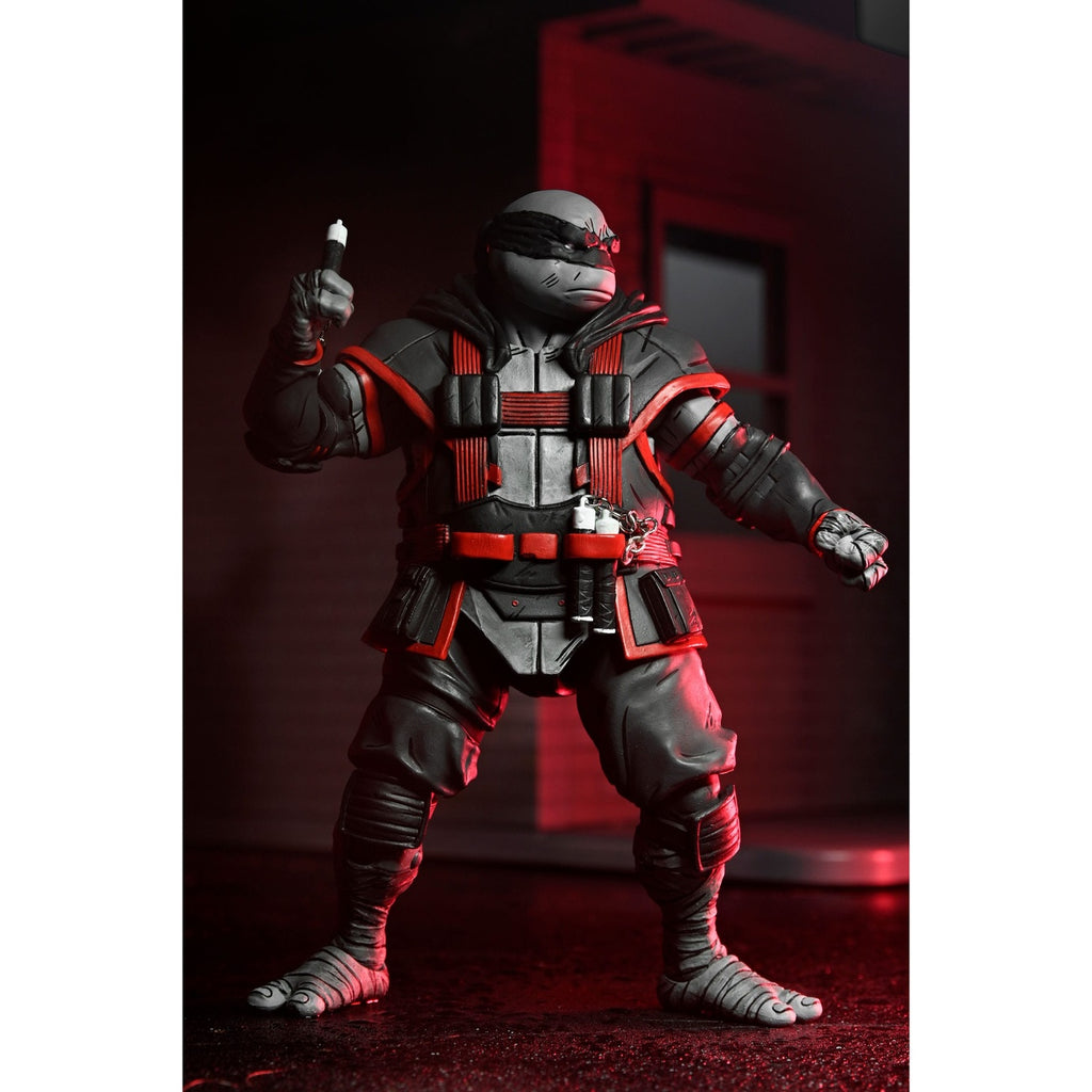 Produktbild Teenage Mutant Ninja Turtles (The Last Ronin The Lost Years) Actionfigur Michelangelo Nightwatcher 18 cm
