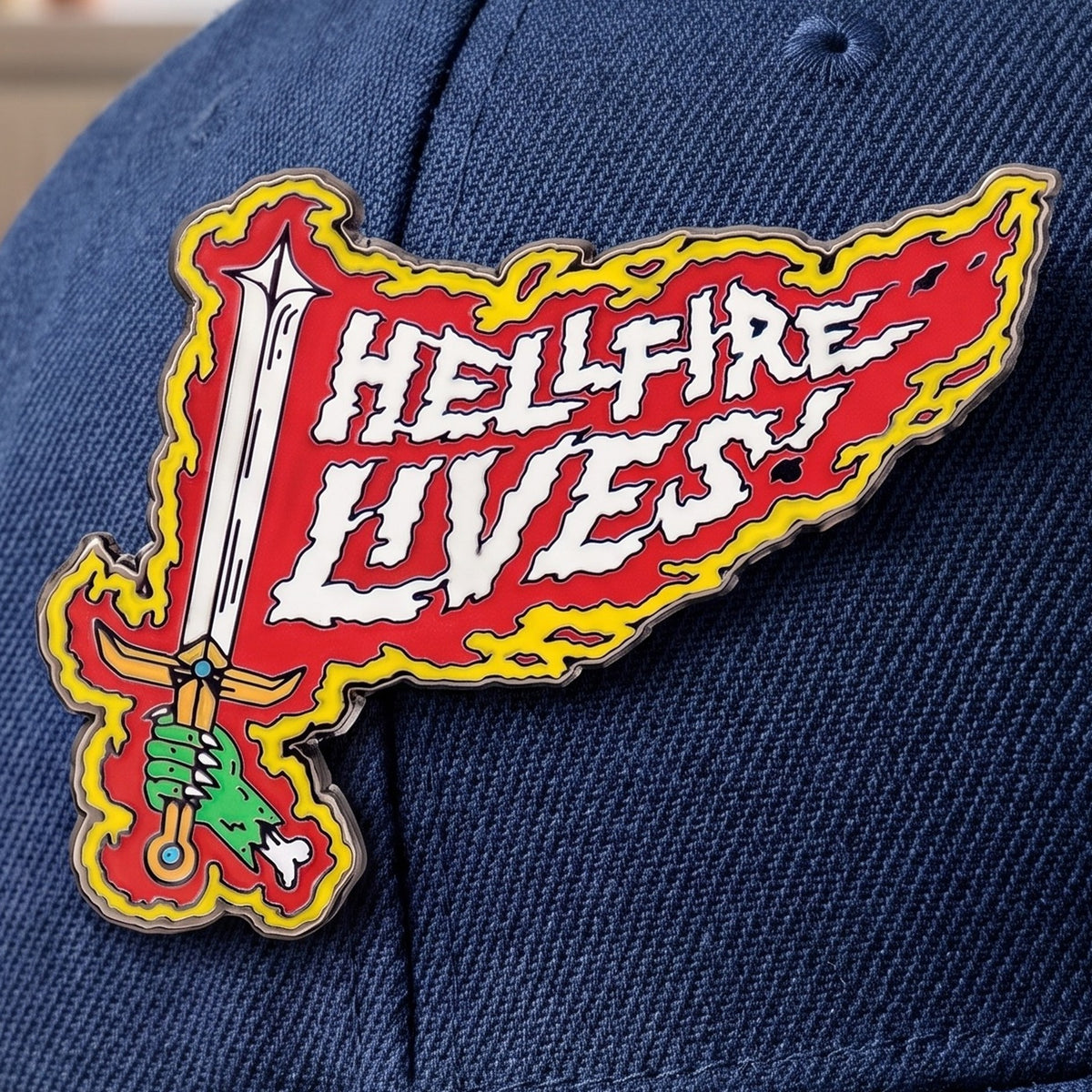 Produktbild Stranger Things Ansteck-Pin Hellfire Lives Limited Edition