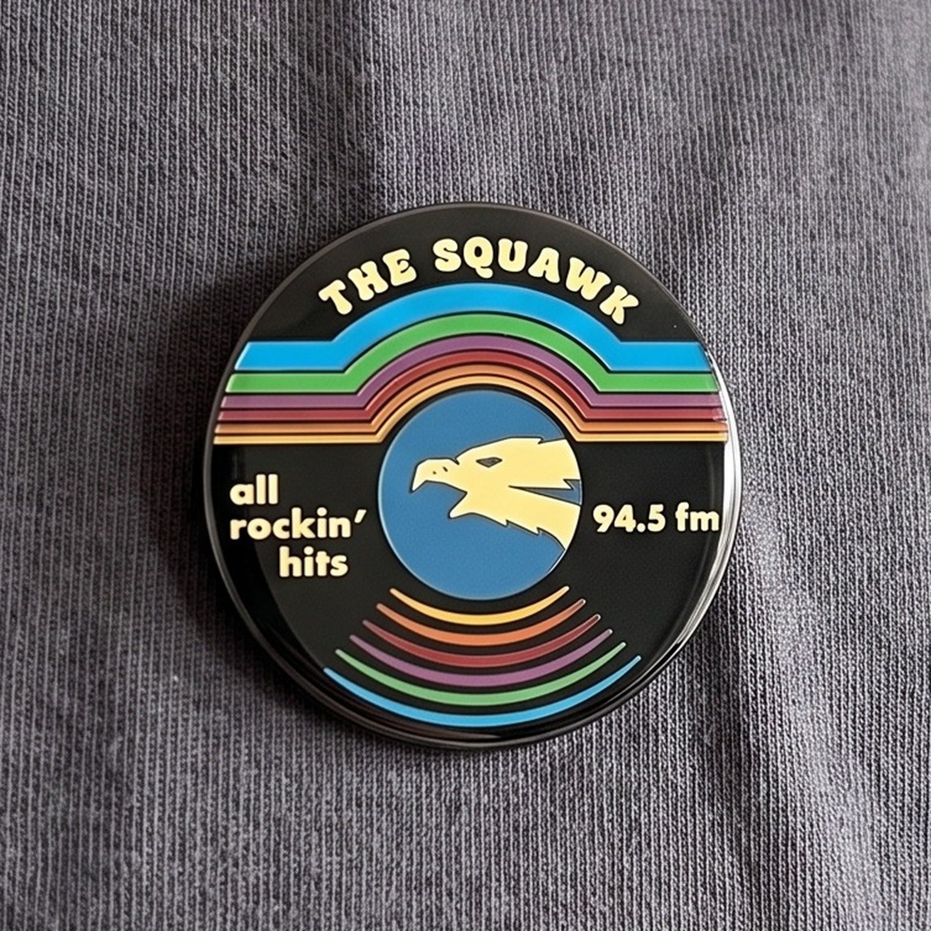 Produktbild Stranger Things Ansteck-Pin The Squawk Limited Edition