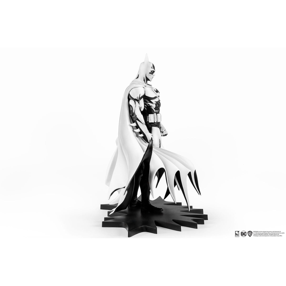 Produktbild Batman PX PVC Statue 1/8 SDCC 2024 Batman Black & White Version 27 cm