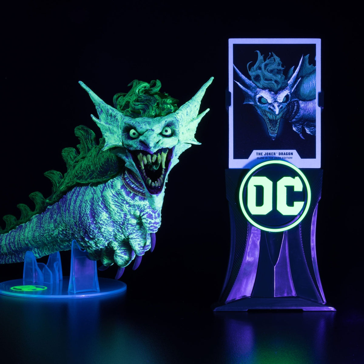 Product image Dark Nights: Metal DC Multiverse Action Figure The Joker Dragon Glow in the Dark Edition (Gold Label) 25 cm