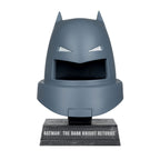 Produktbild Batman DC Direct Mini-Replik 1/3 Gepanzerte Batman Maske (Dark Knight Returns) 18 cm