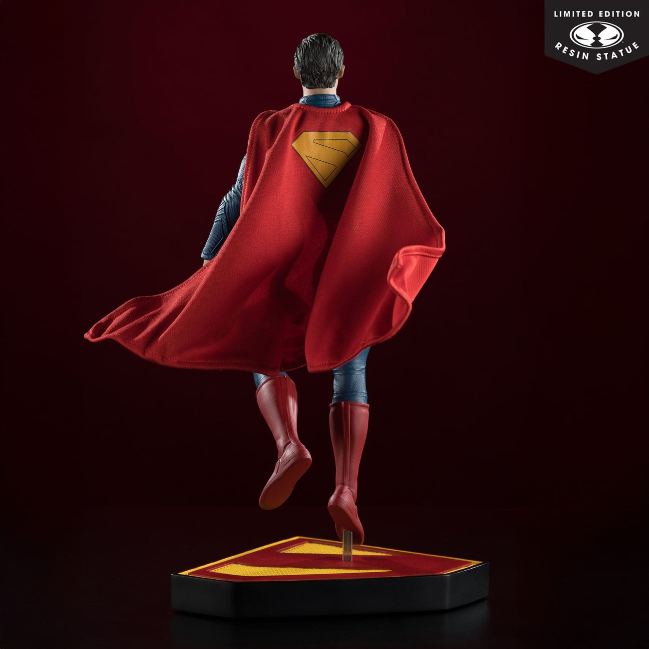 Produktbild Superman (2025) DC Direct 1/6 Statue Superman 35 cm