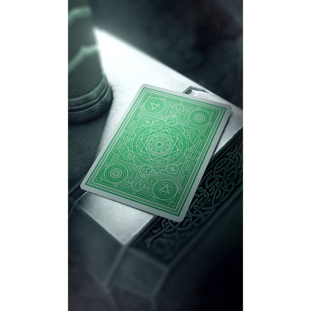 Produktbild Avengers - The Infinity Saga Spielkarten Green Version