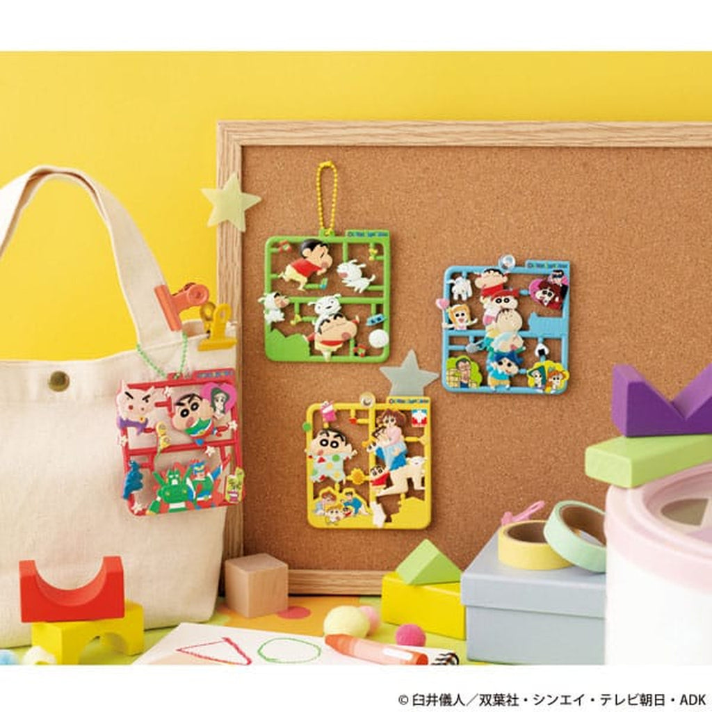 Produktbild Crayon Shin-chan Plat Collection Anhänger Sortiment (4)