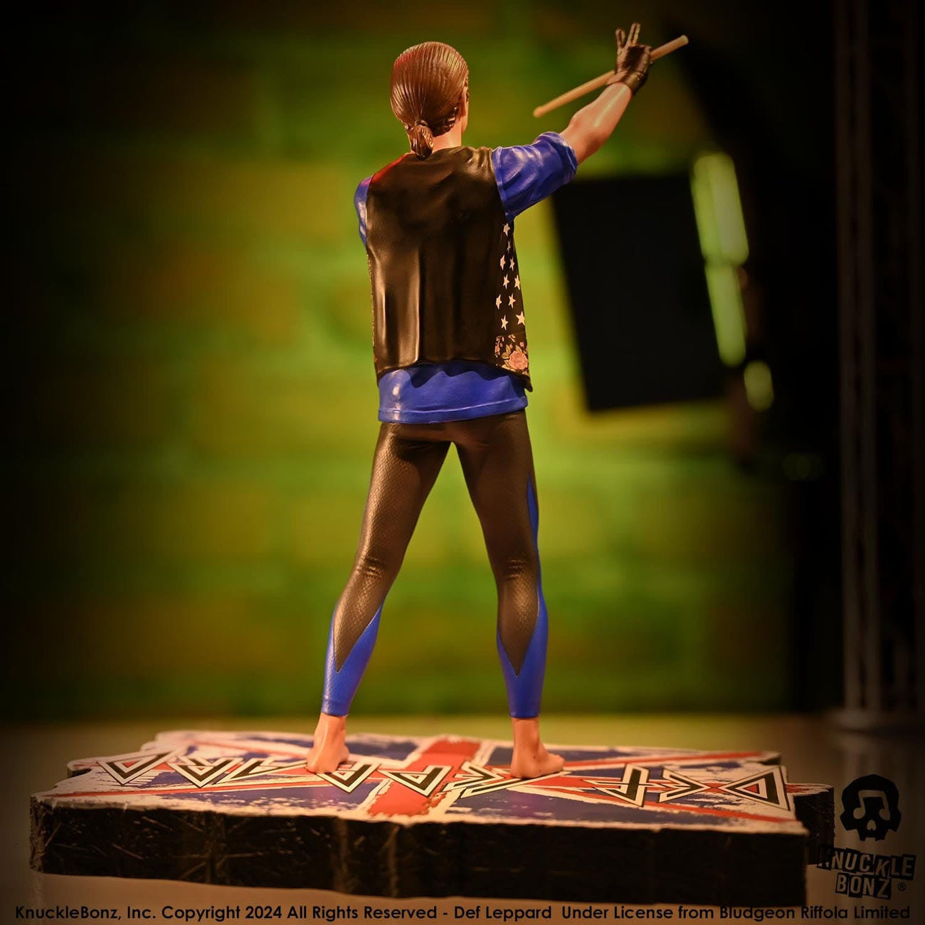 Produktbild Def Leppard Rock Iconz Statue Rick Allen 24 cm