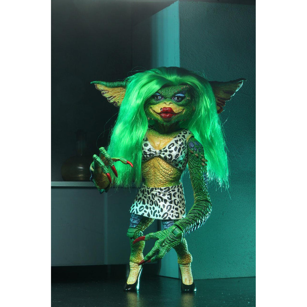 Produktbild Gremlins 2 Ultimate Actionfigur Greta 15 cm