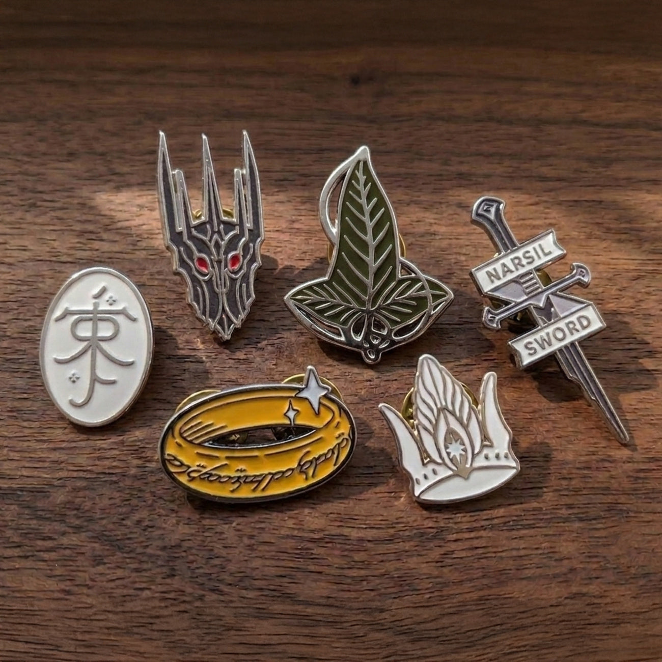 Produktbild Der Herr der Ringe - Symbol Pins 5er Set