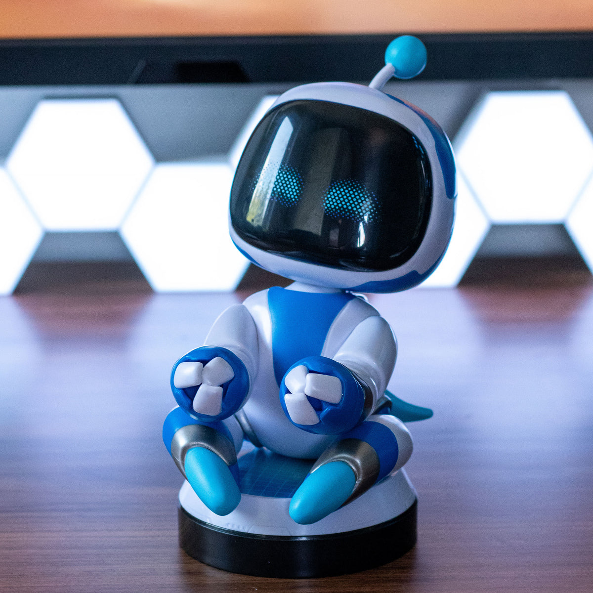 Produktbild Sony Cable Guys Lade-Halter Astro Bot