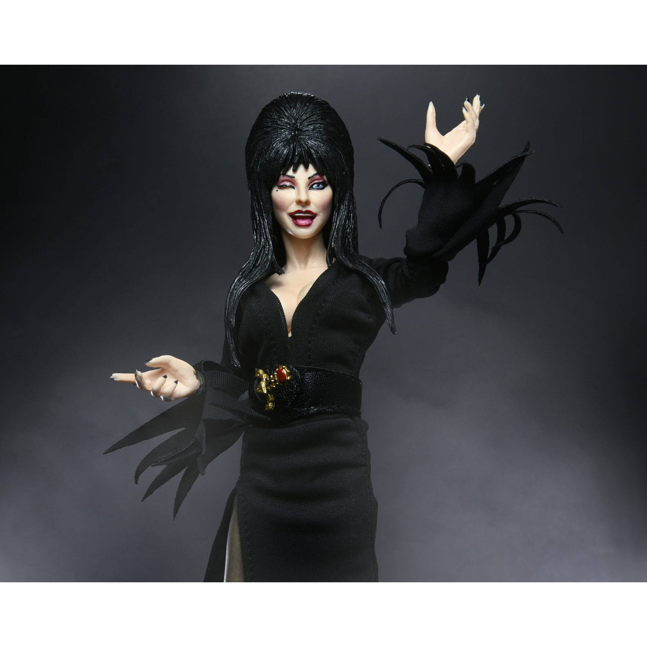 Produktbild Elvira, Mistress of the Dark Clothed Actionfigur 20 cm