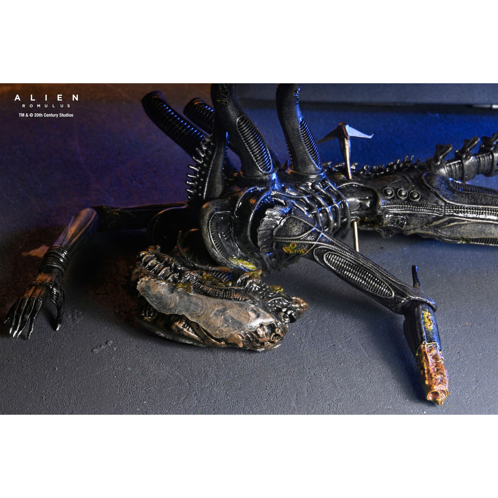 Produktbild Alien: Romulus Actionfigur Deluxe Suspended Lab Xenomorph