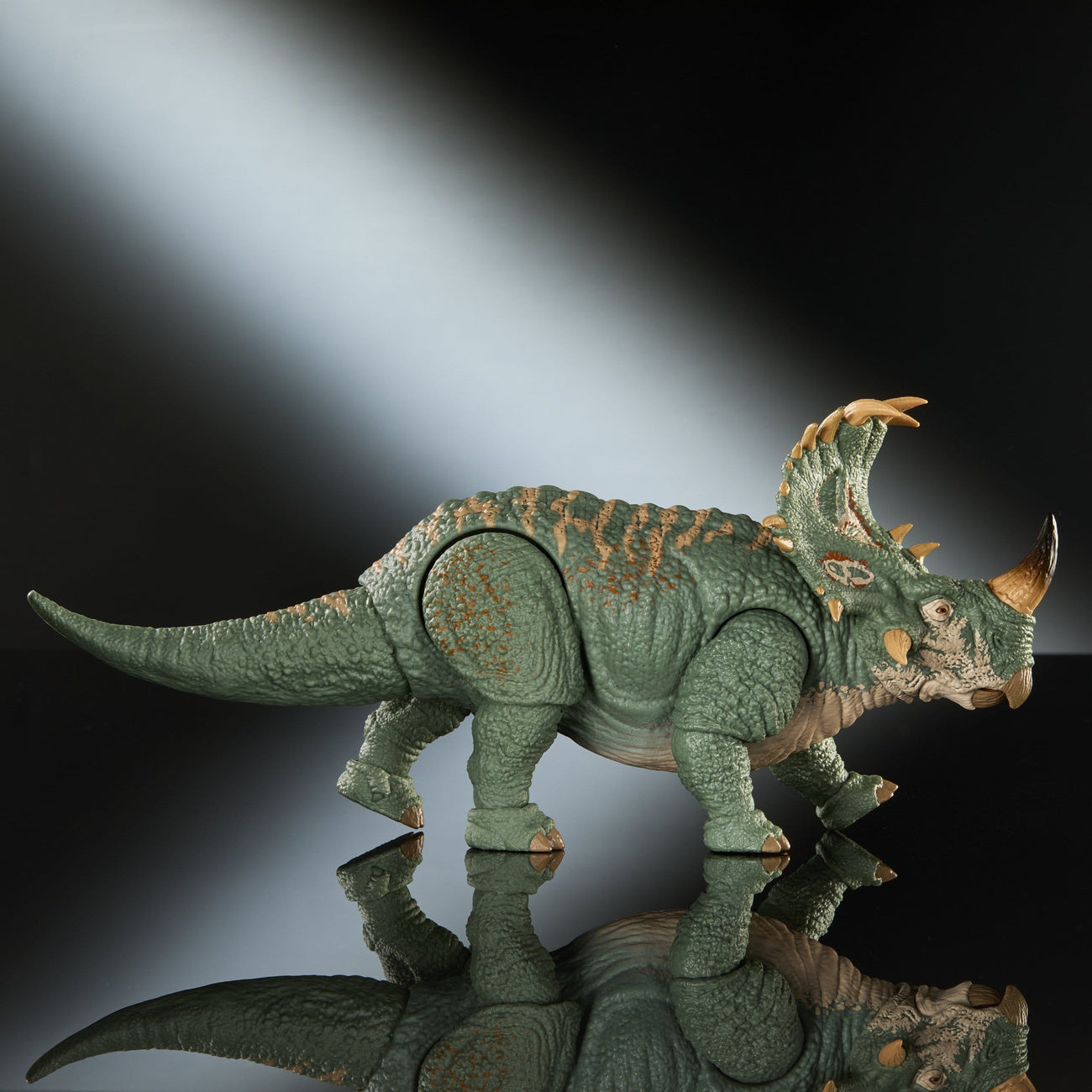 Produktbild Jurassic World Hammond Collection Actionfigur Sinoceratops