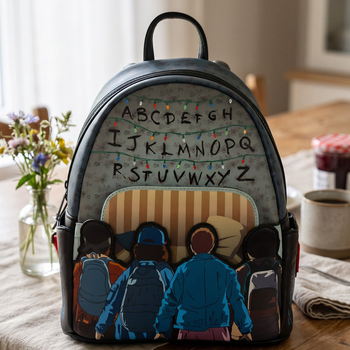 Produktbild Stranger Things - 10th Anniversary Mini Rucksack mit Leuchteffekt