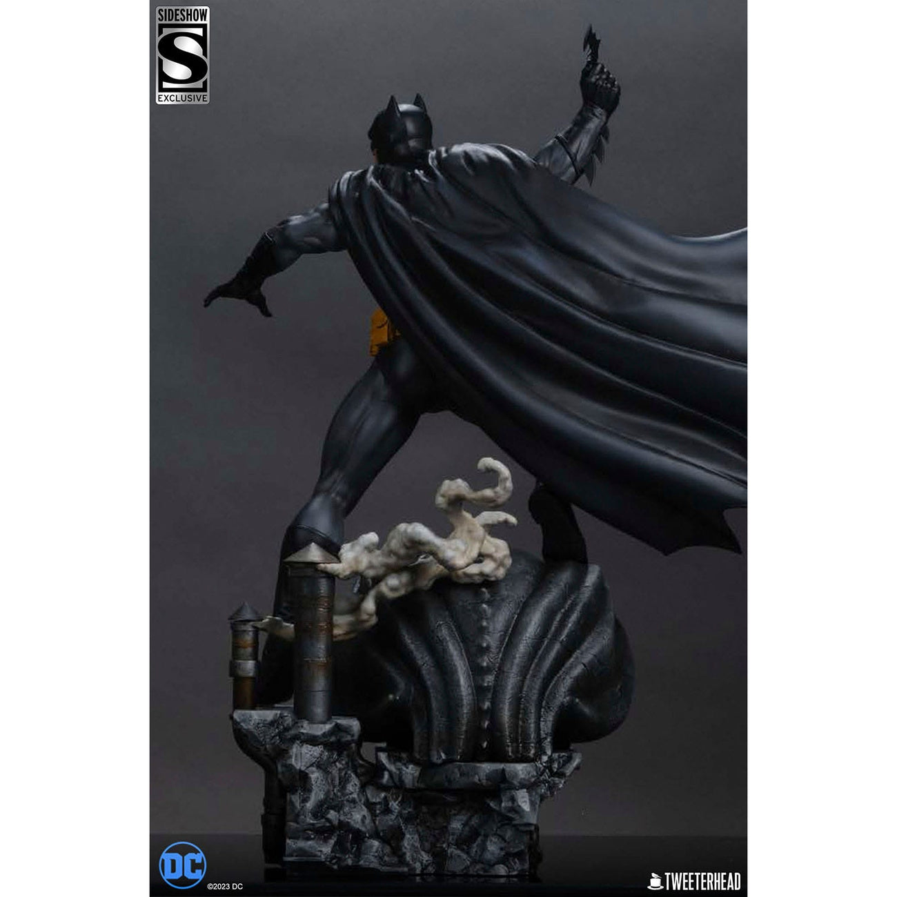 Produktbild DC Comics Maquette 1/4 Batman (Black and Gray Edition) 66 cm