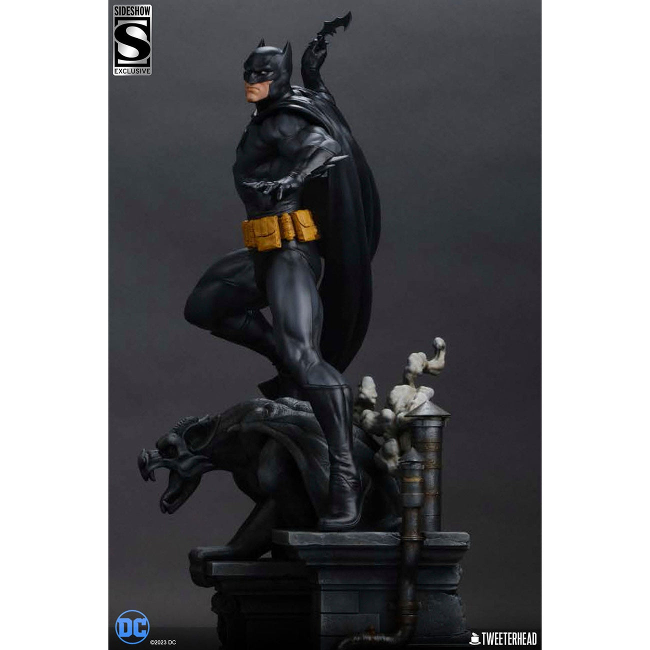 Produktbild DC Comics Maquette 1/4 Batman (Black and Gray Edition) 66 cm