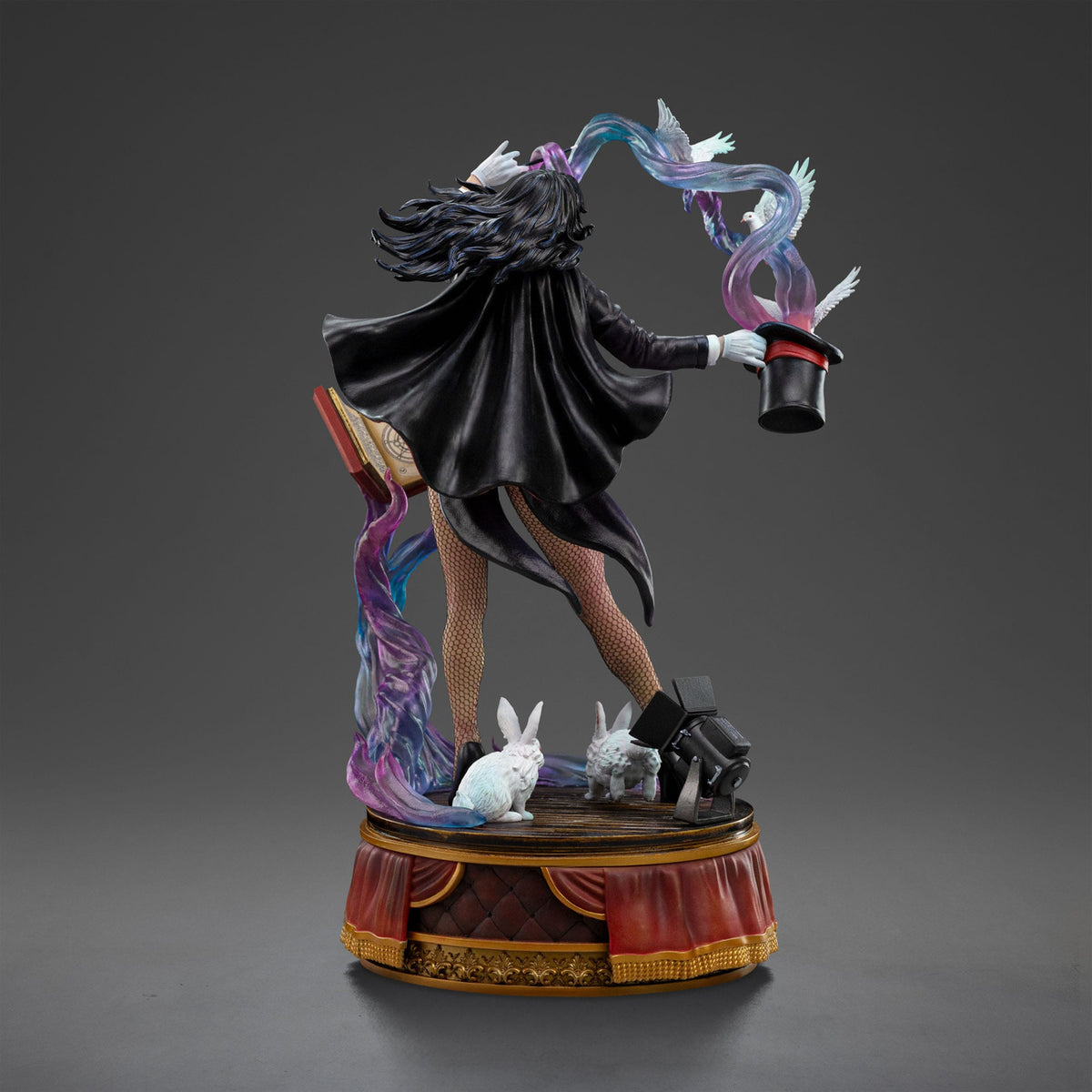 Produktbild DC Comics Art Scale Statue 1/10 Zatanna 27 cm