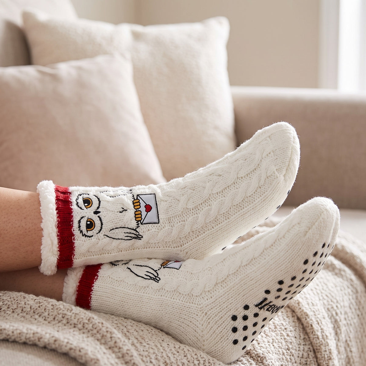 Produktbild Harry Potter - Hedwig Sherpa Socken
