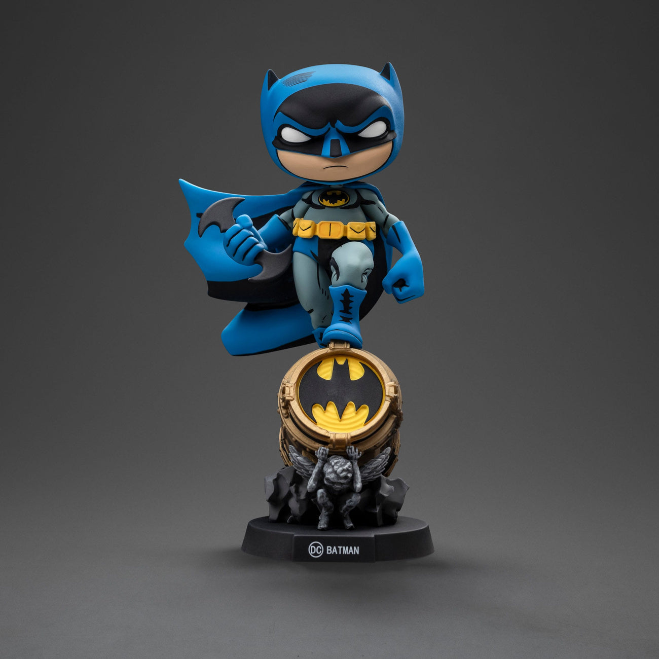 Produktbild Batman Mini Co. PVC Figur Batman on Bat-Signal (Blue