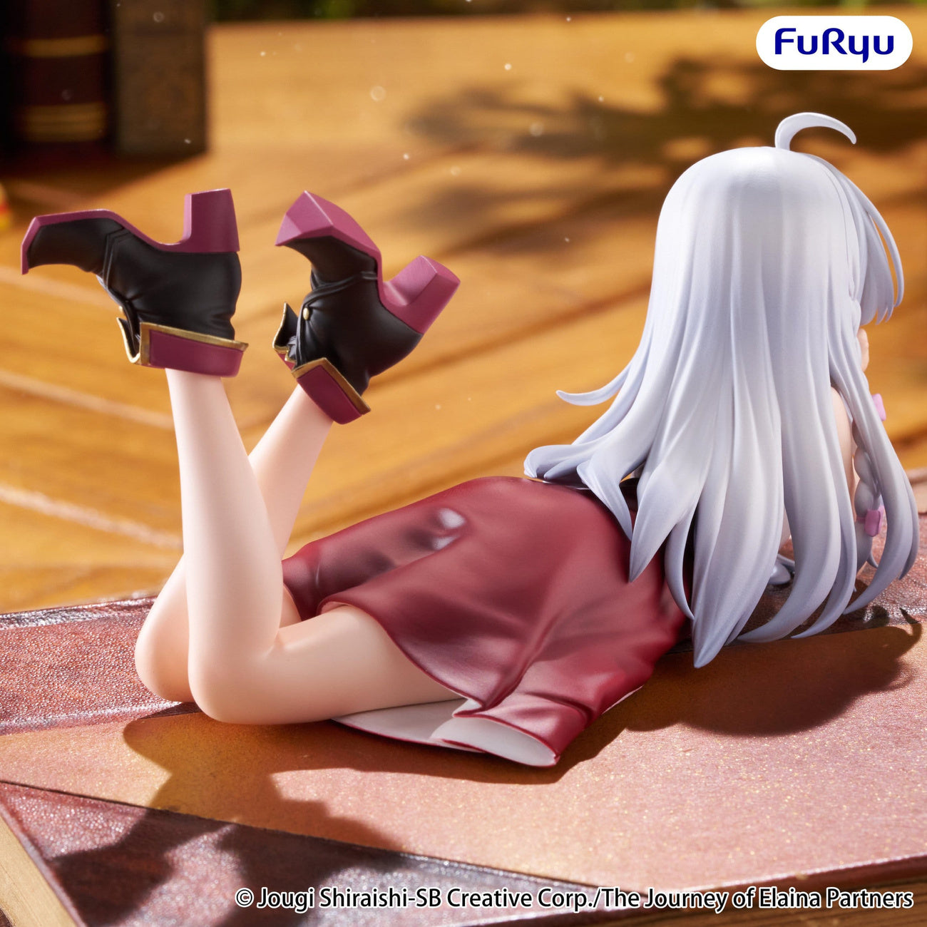 Produktbild Wandering Witch - Elaina Noodle Stopper Figur Lying Down Version