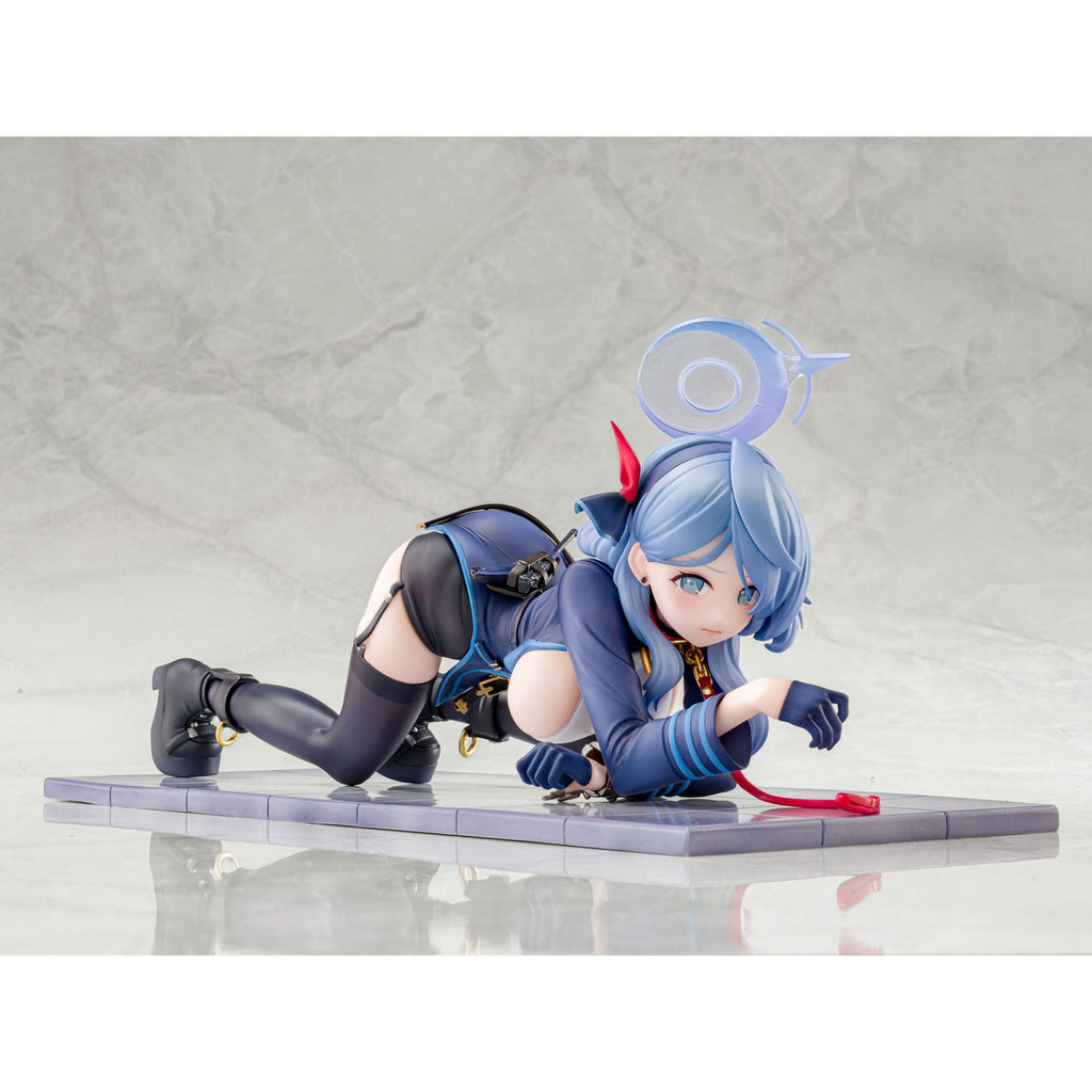 Blue Archive PVC Statue 1/7 Ako Memorial Lobby Ver. 23 cm