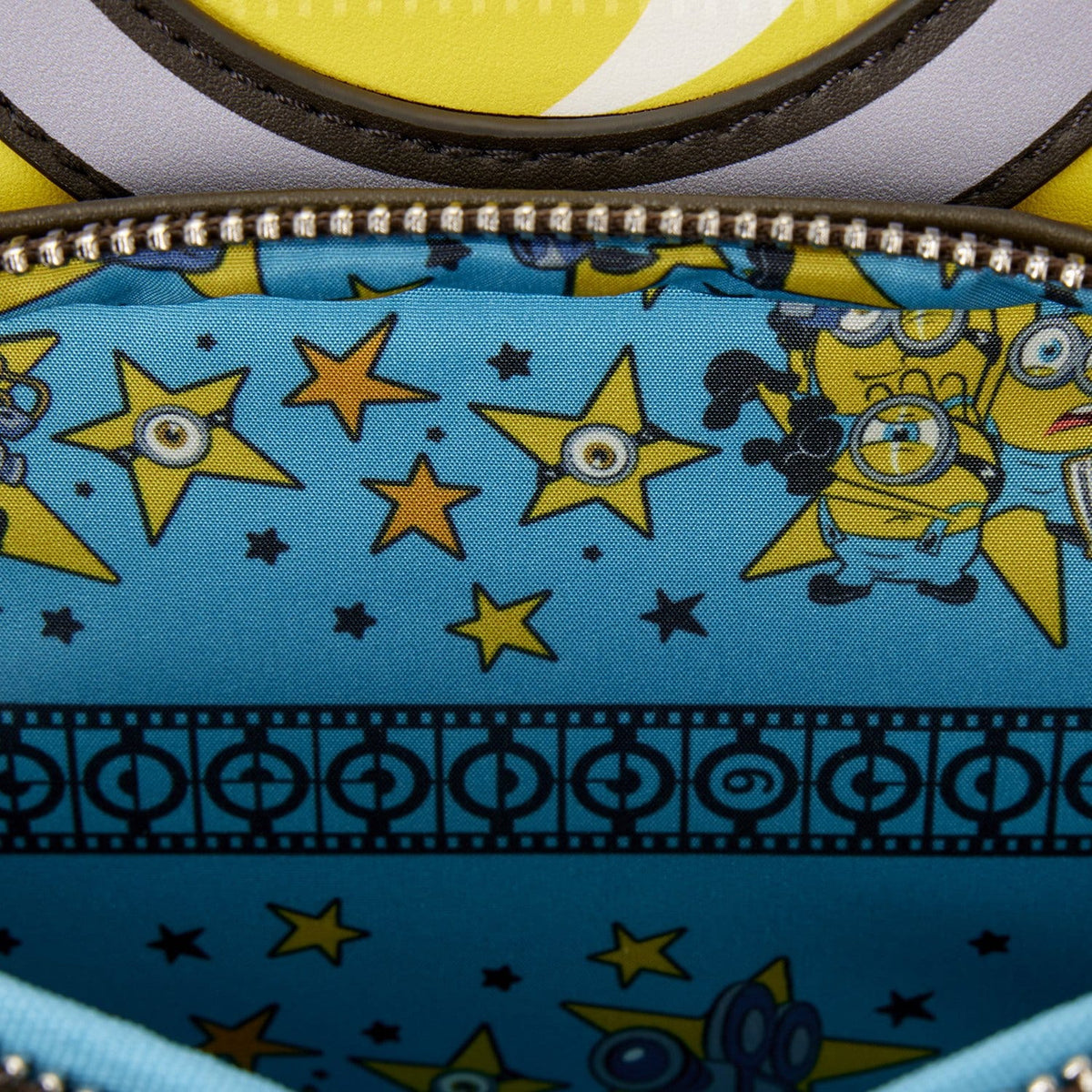 Produktbild Universal by Loungefly Mini Rucksack Minions 3